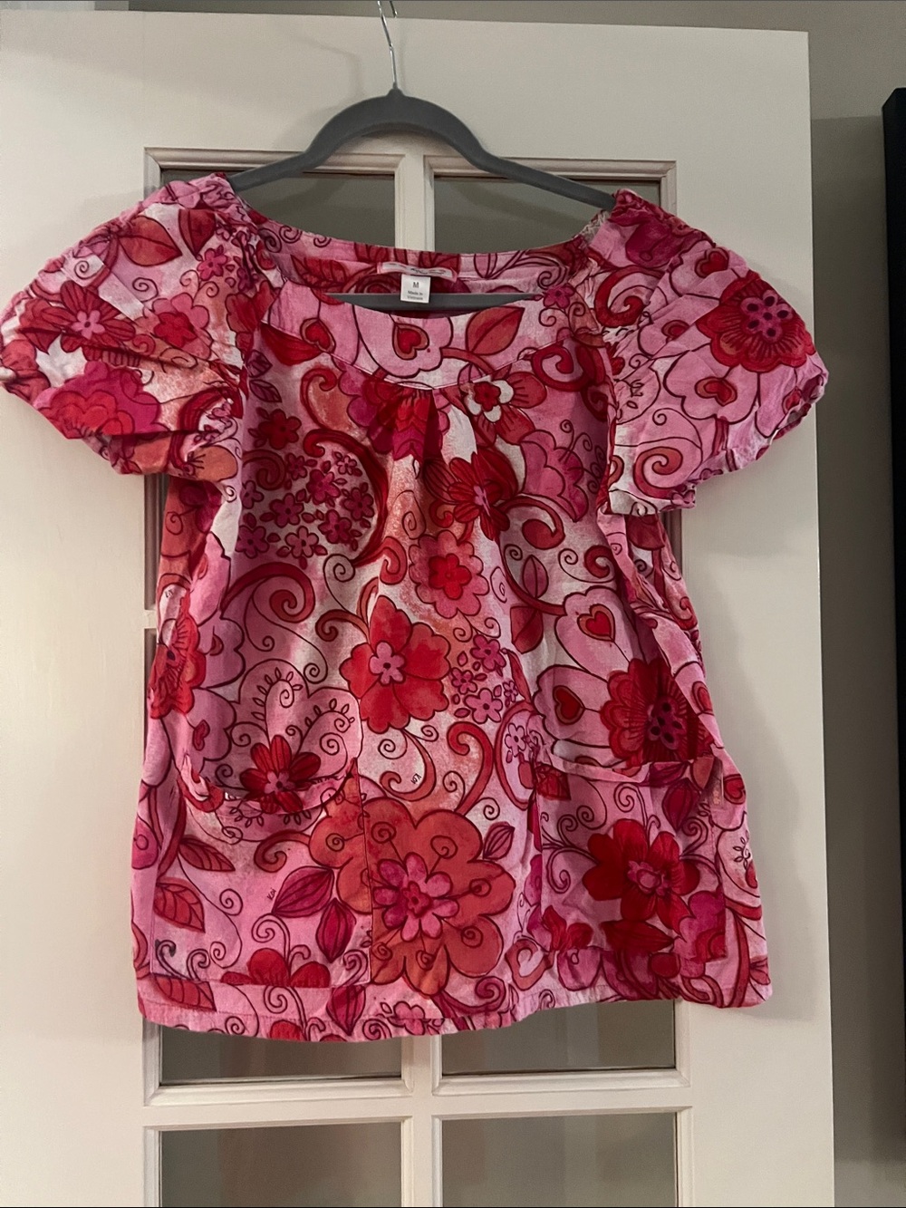 Koi Pink Floral Puff-Sleeve Women's Scrub Top
